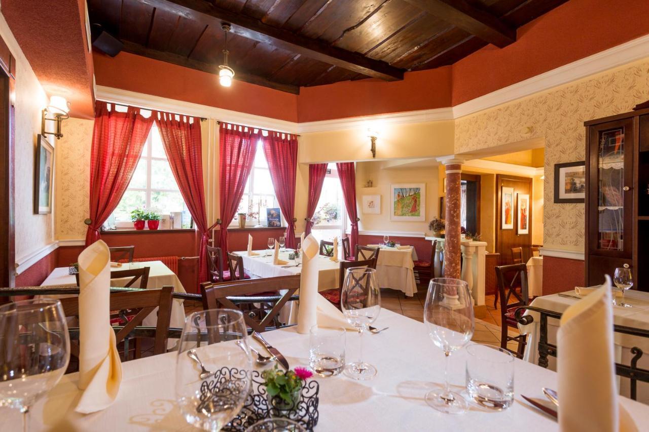 Rooms & Restaurant Ostarija โดเลนิสเก ทอปลิตเซ ภายนอก รูปภาพ